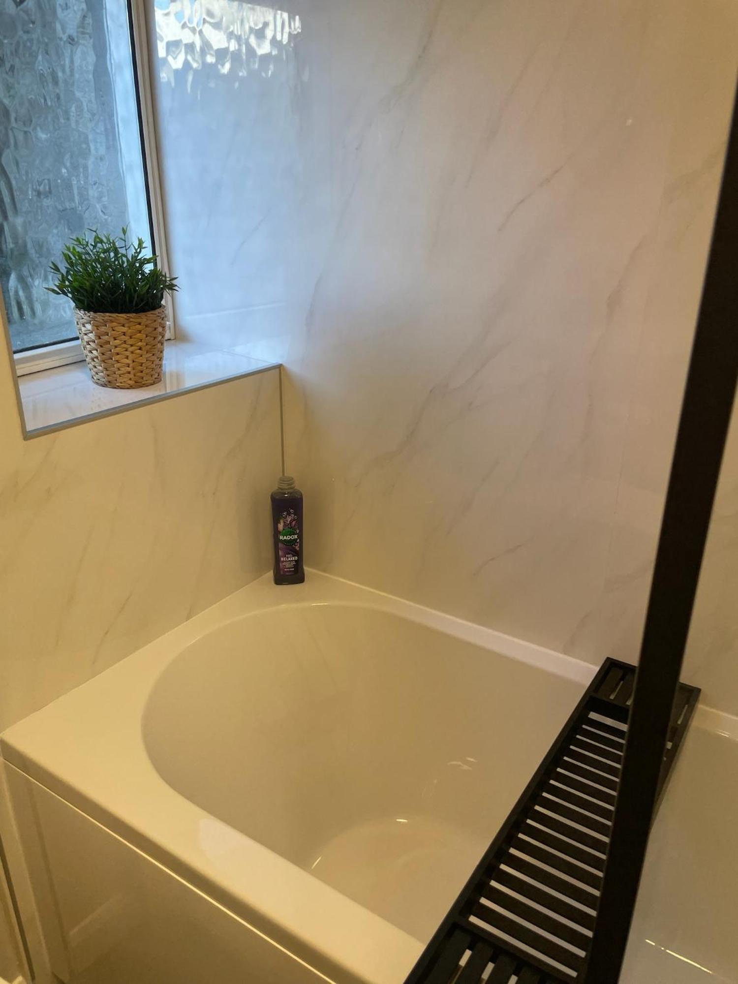 Castle View Apartments - The Hideout เคนดัล ภายนอก รูปภาพ
